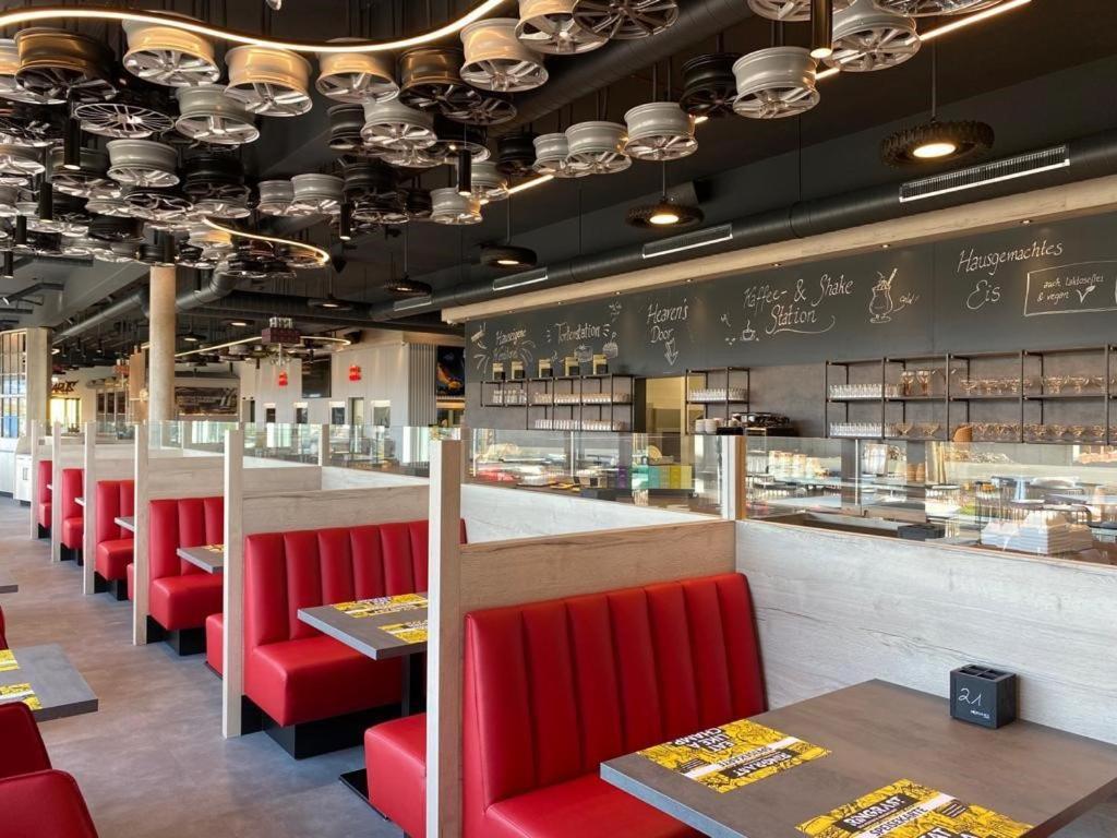 Ringrast Das Erlebnishotel Beim Red Bull Ring Spielberg Bei Knittelfeld Exterior photo