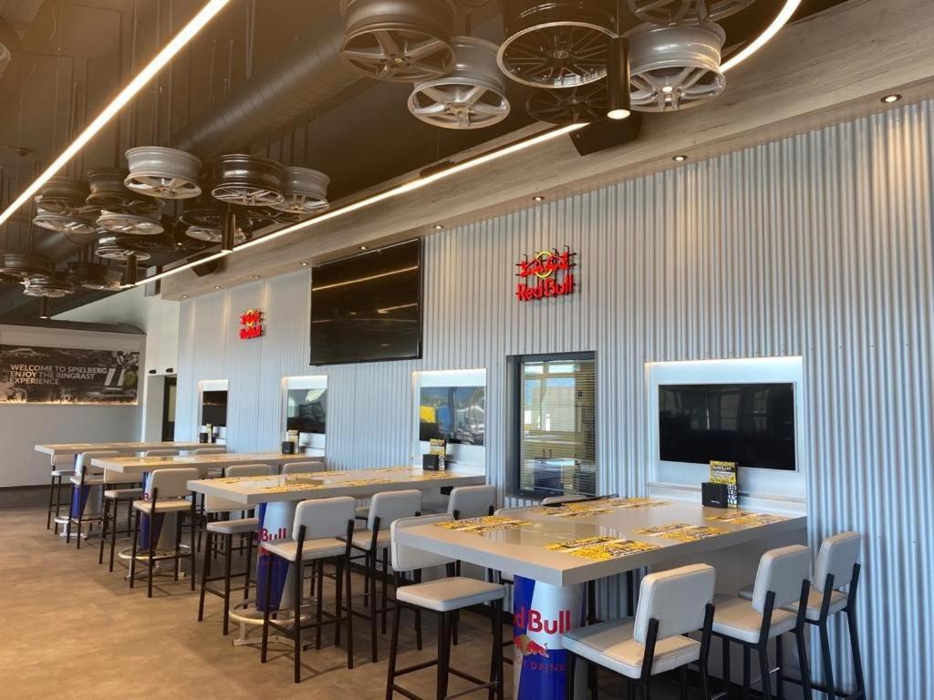 Ringrast Das Erlebnishotel Beim Red Bull Ring Spielberg Bei Knittelfeld Exterior photo